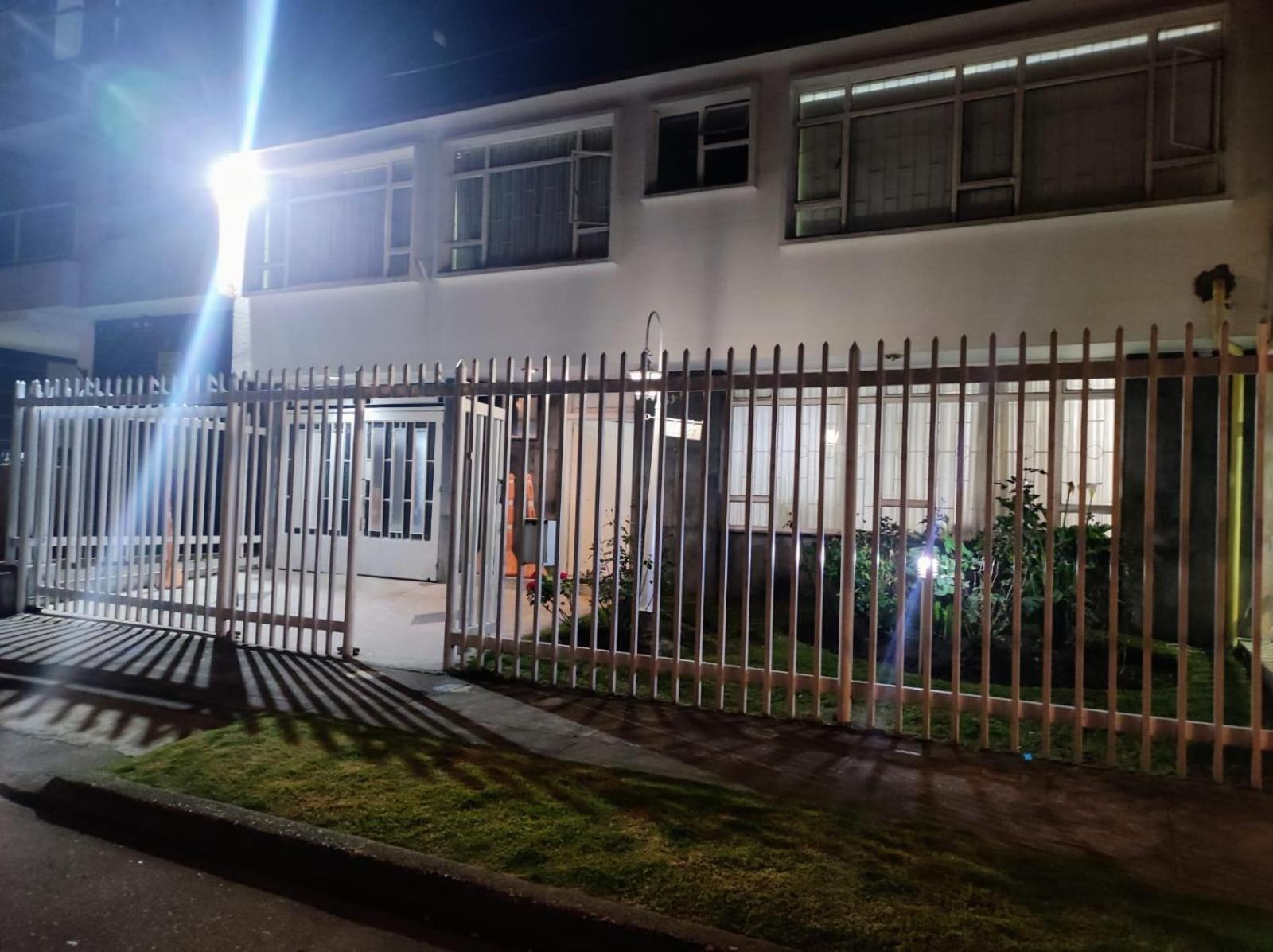 Colisseum Roma House- Campin Simon Bolivar Movistar Embajada Compensar Bogota Exterior photo