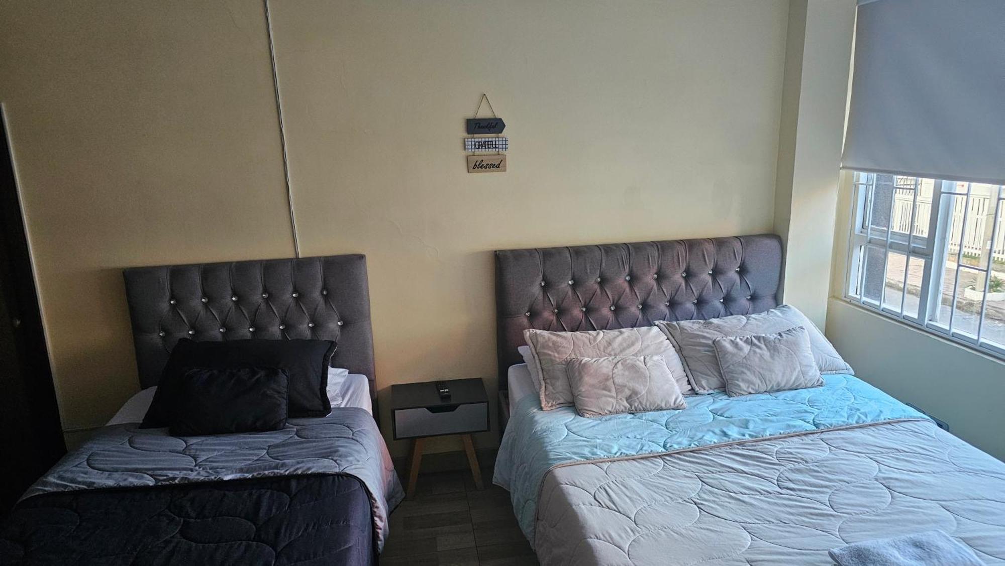 Colisseum Roma House- Campin Simon Bolivar Movistar Embajada Compensar Bogota Room photo